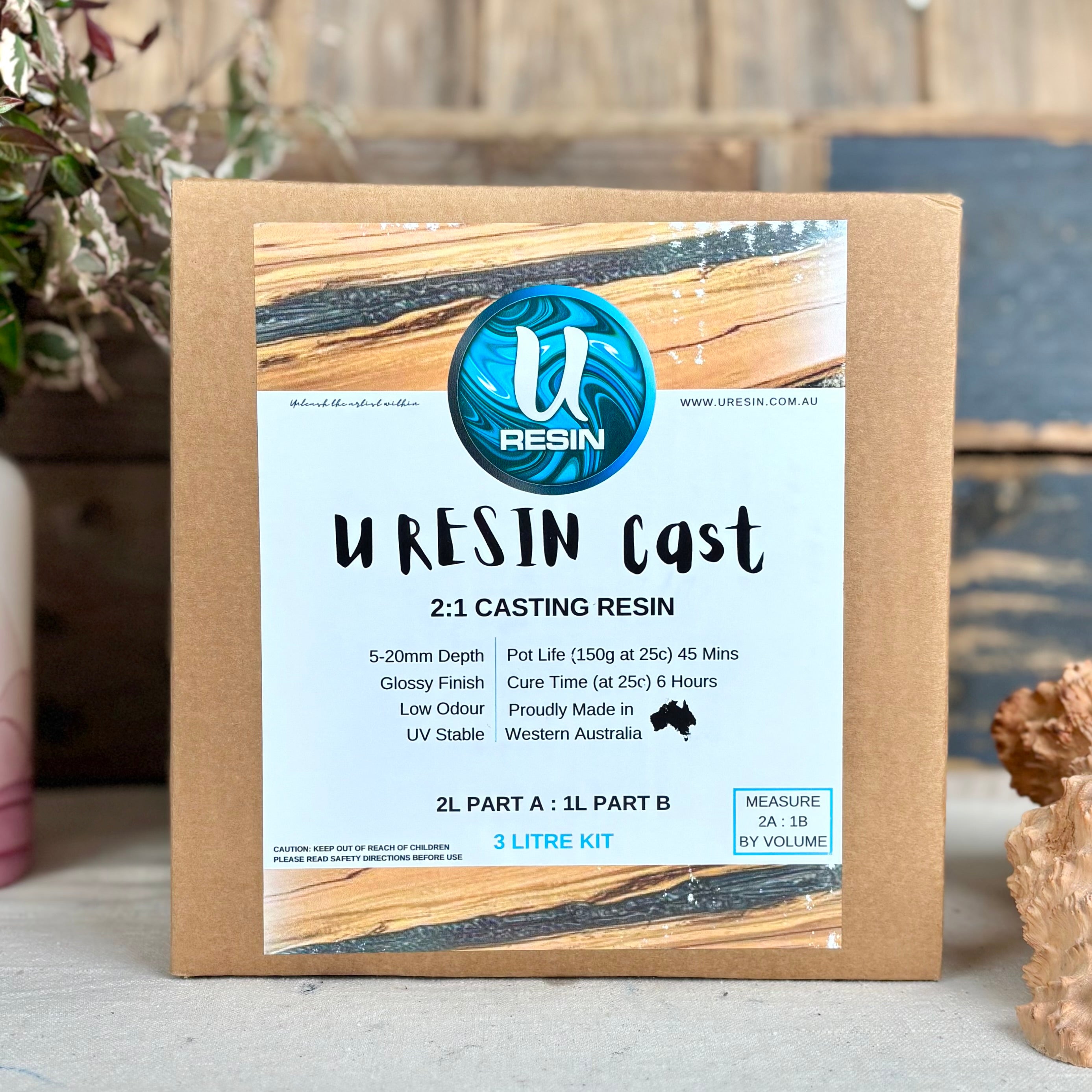 U Resin Cast