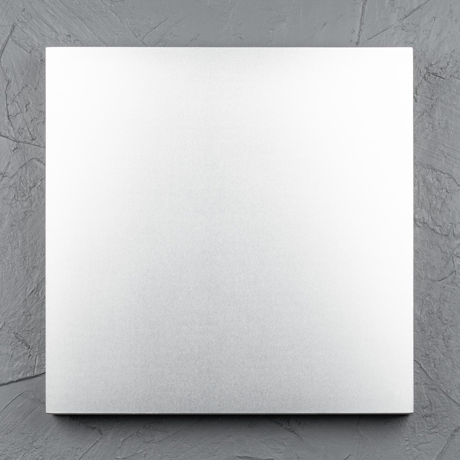 Square aluminium raw art panel for acrylic paints, oil paints, structure medium, spray paints, gouache, resin.