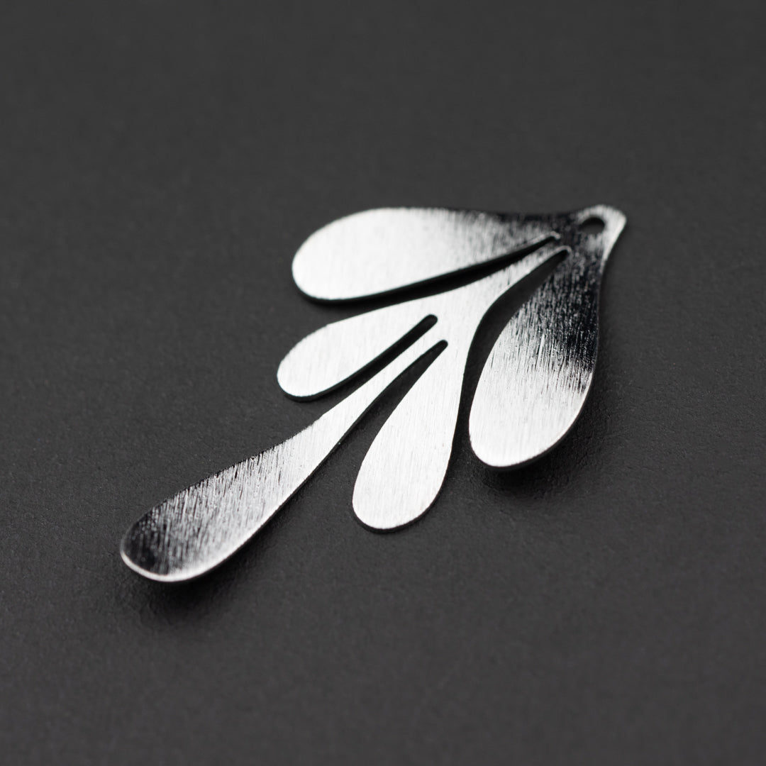 Platinum dangle earring, splash design, 10pk