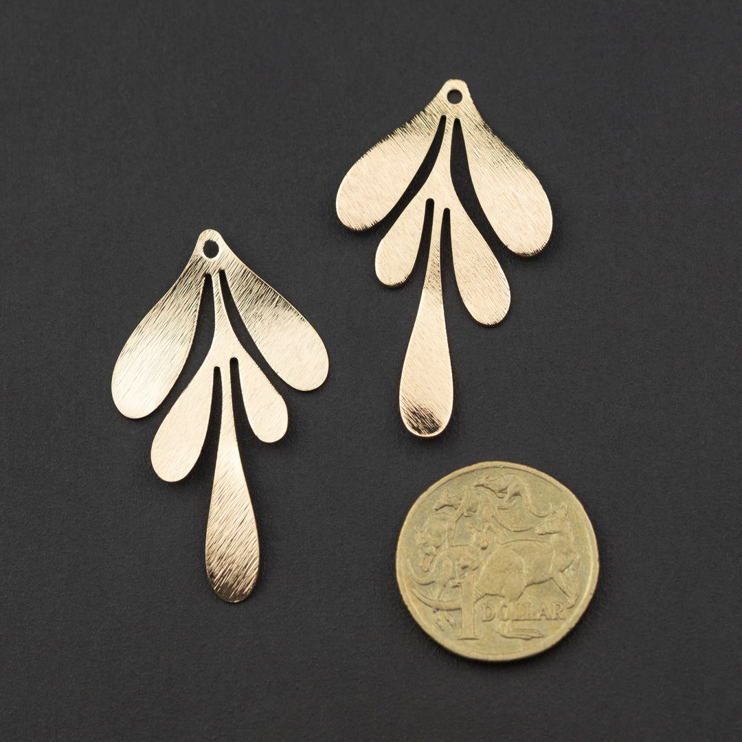 Brass dangle earring, splash design, 10pk